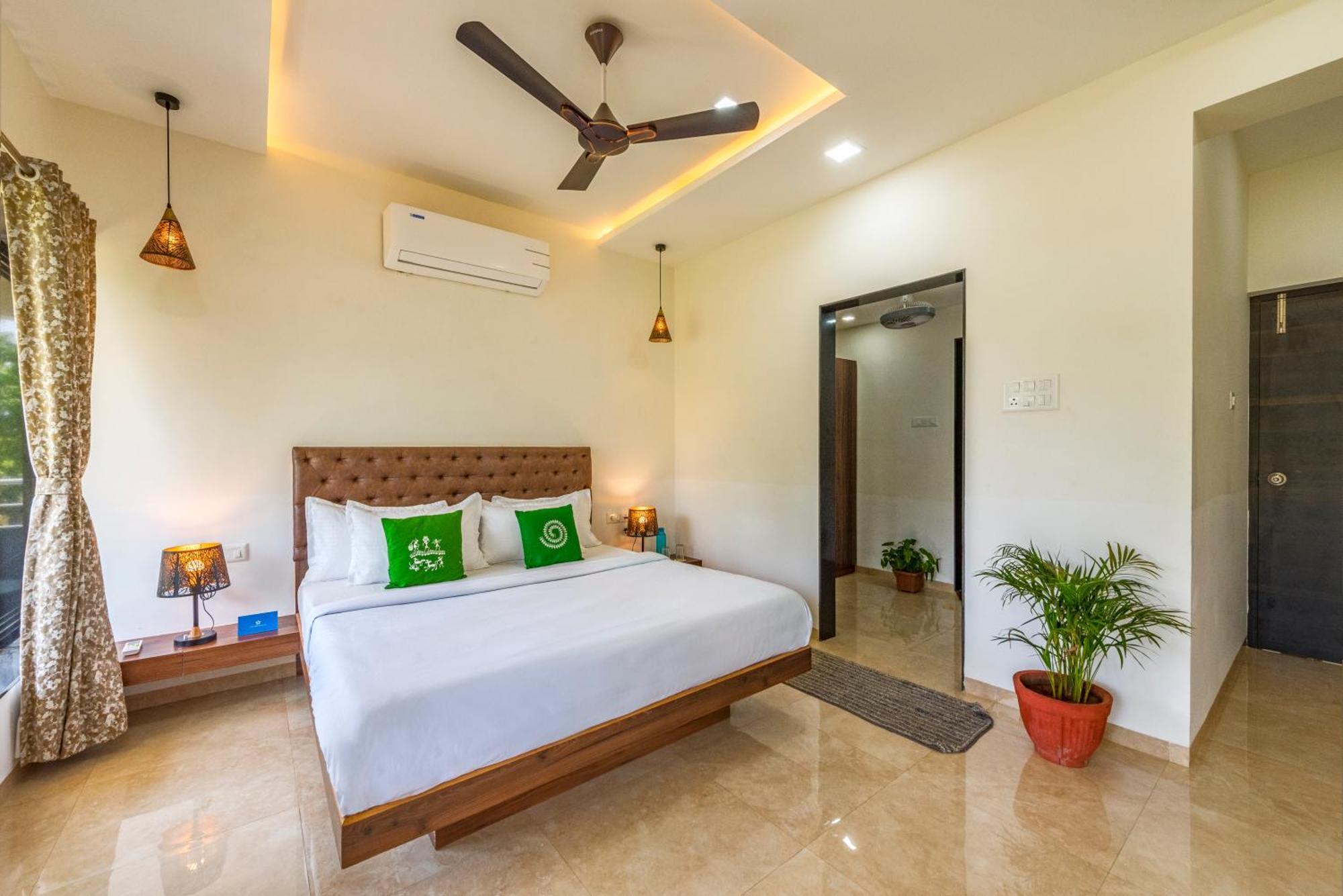 Saffronstays Lakeview Nivara - Farm Stay Villa With Private Pool Near Pune Extérieur photo